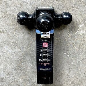 Reese Tri-Ball Hitch (fits a 2 1/2 inch receiver)